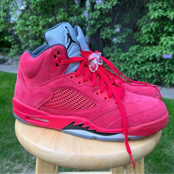 Jordan 5 Red Suede - Size 12 - Picture 3 of 8